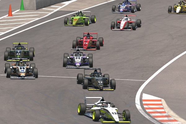 Úvodní podnik TSL Formula ovládl Petr Hermoch a to s dostatečným náskokem