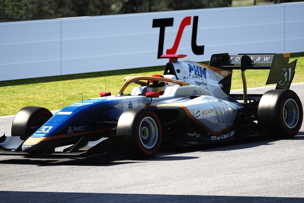 František Pros je silným přírůstkem do týmu PHM Racing a ukázal to už v Rakousku