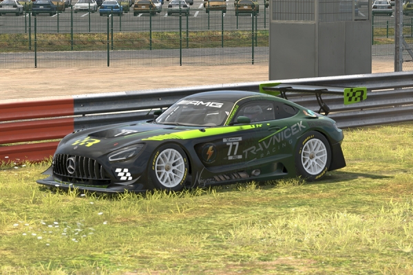 Jakub Trinkl nedokončil první závod sezóny v Navaře po velmi nadějné kvalifikaci